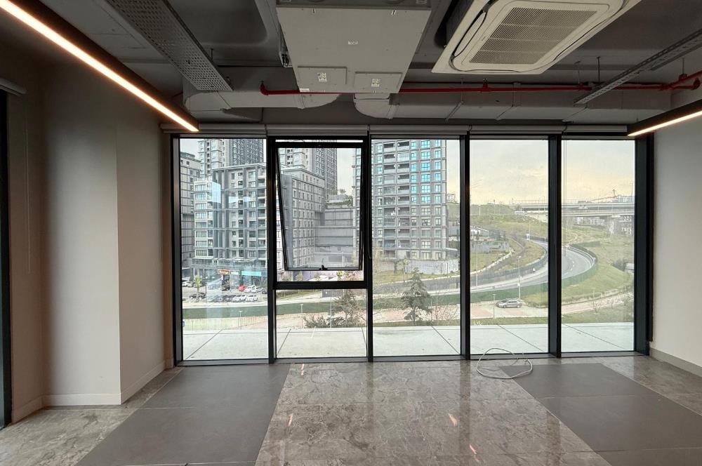 Porta Vadi Satılık Ofis 134m2 Dekorasyonlu Vadistanbul Skyland