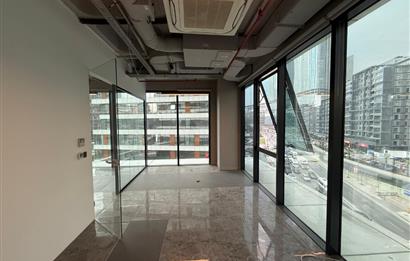 Porta Vadi Satılık Ofis 134m2 Dekorasyonlu Vadistanbul Skyland