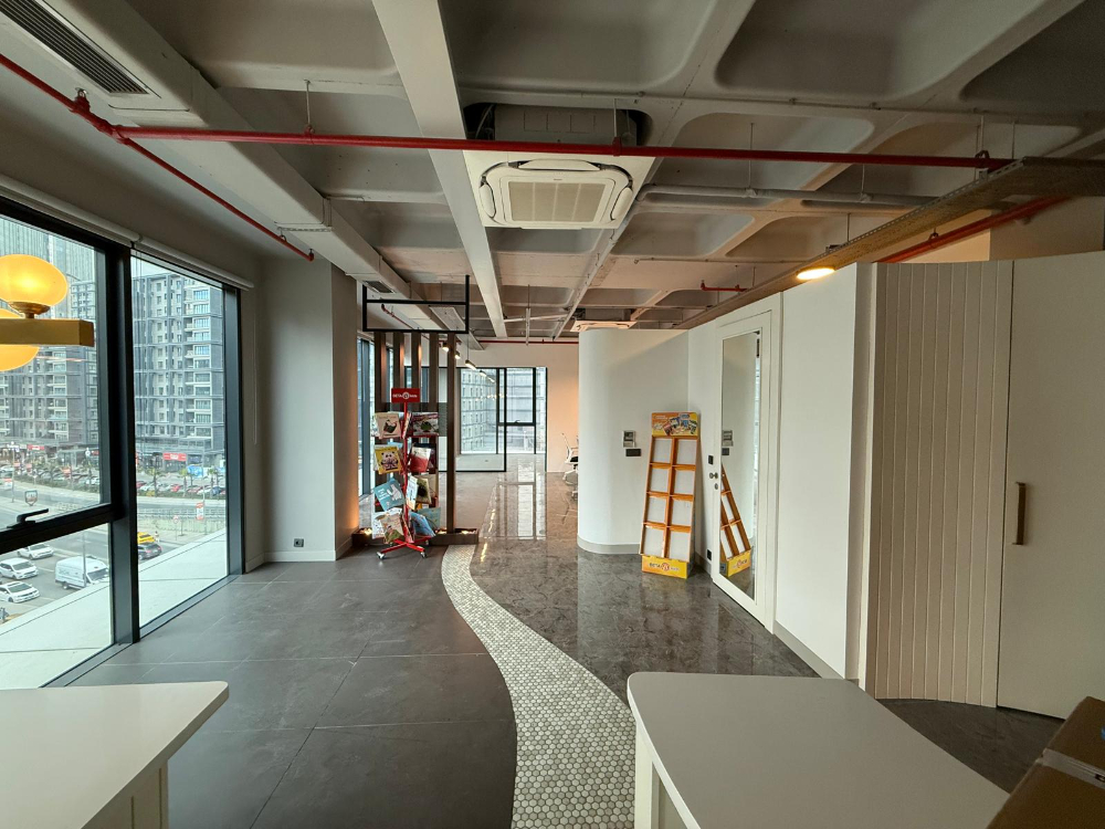 Porta Vadi Satılık Ofis 134m2 Dekorasyonlu Vadistanbul Skyland