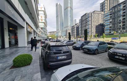 Porta Vadi Satılık Ofis 134m2 Dekorasyonlu Vadistanbul Skyland