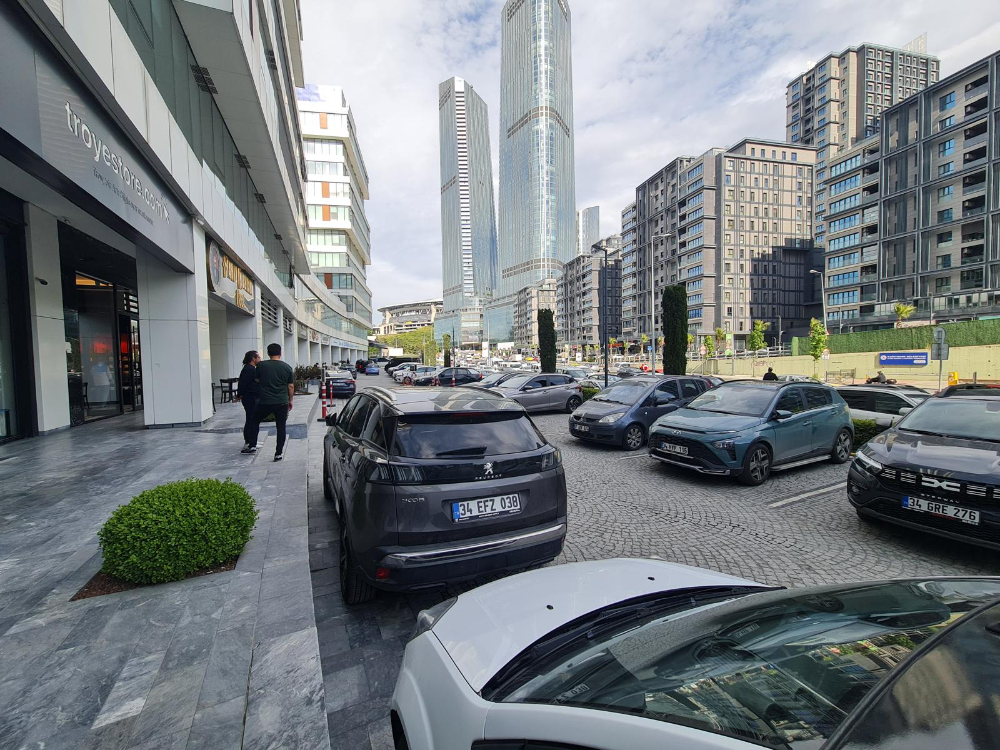 Porta Vadi Kiralık Ofis 134m2 Ofis Dekorasyonlu Vadistanbul