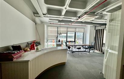 Porta Vadi Satılık Ofis 134m2 Dekorasyonlu Vadistanbul Skyland