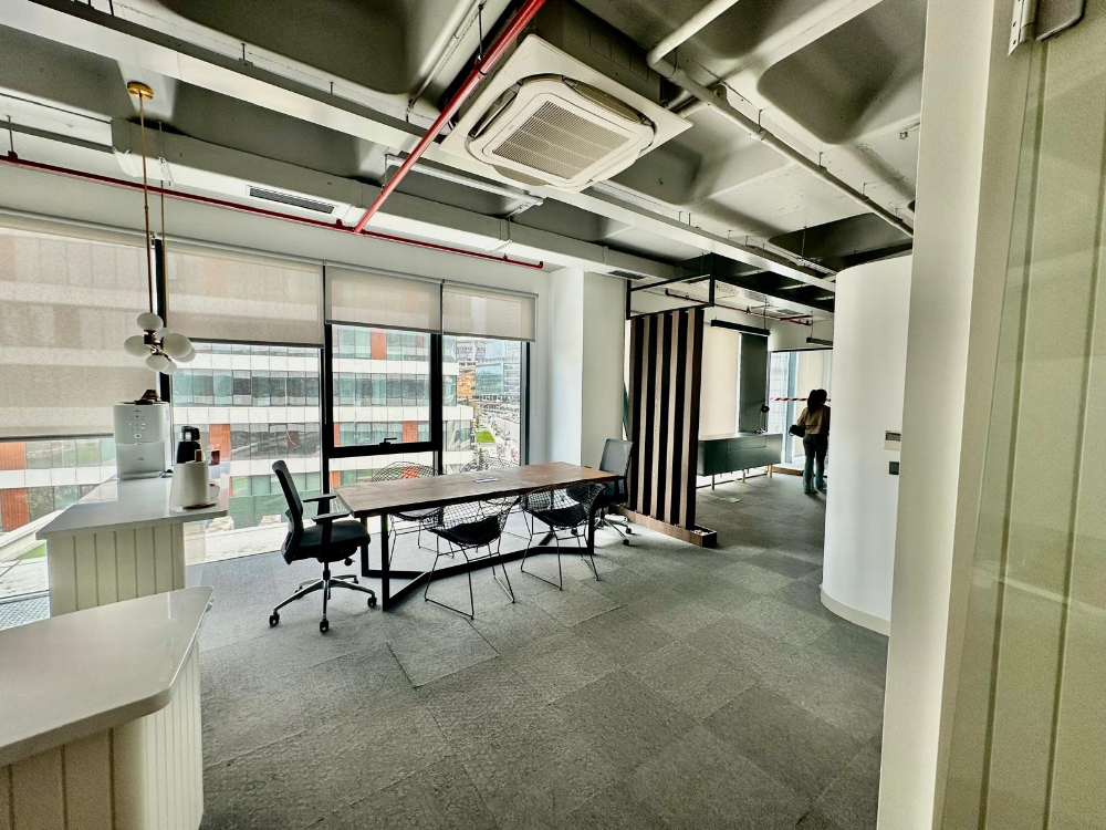 Porta Vadi Satılık Ofis 134m2 Dekorasyonlu Vadistanbul Skyland