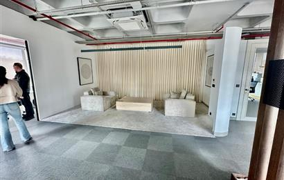 Porta Vadi Satılık Ofis 134m2 Dekorasyonlu Vadistanbul Skyland