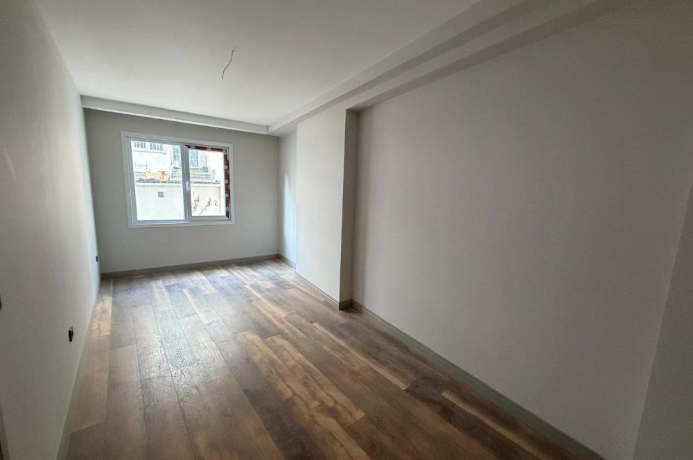 KADIKÖY MERKEZDE KİRALIK 2+1 DAİRE