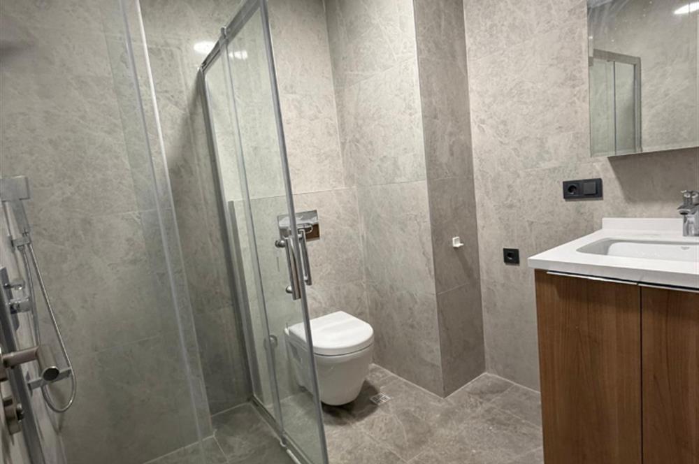 KADIKÖY MERKEZDE KİRALIK 2+1 DAİRE
