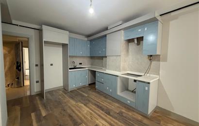 KADIKÖY MERKEZDE KİRALIK 2+1 DAİRE
