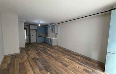 KADIKÖY MERKEZDE KİRALIK 2+1 DAİRE