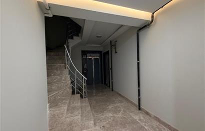 KADIKÖY MERKEZDE KİRALIK 2+1 DAİRE