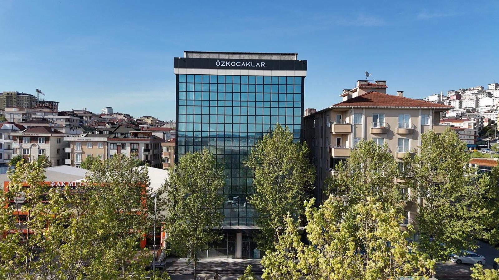 SANCAKTEPE'DE ANAYOL ÜZERİNDE KDV AVANTAJLI KİRALIK BOŞ PLAZA