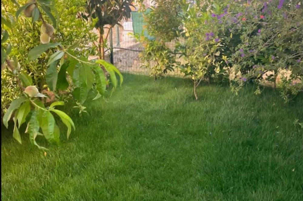 Turgutreis de Havuzlu Sitede Eşyalı Kiralık 3+1 Daire