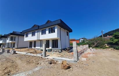 ŞİLE, AĞVA MERKEZ DE ULTRA LÜKS HAVUZLU SATILIK VİLLA C BLOK