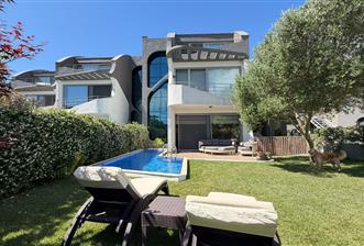 ZEKERİYAKÖY PARKONE SİTESİ'NDE KİRALIK ÖZEL HAVUZLU KÖŞE VİLLA - 1 - 35401