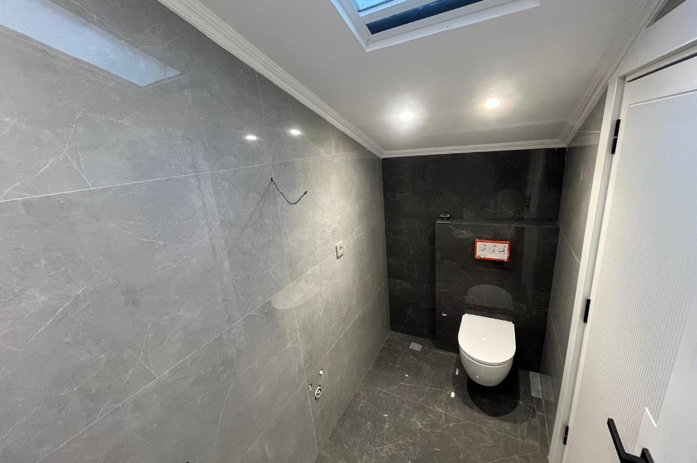 Zekeriyaköy Çarşıda Müstakil Havuzlu, 5+2 Müstakil Villa