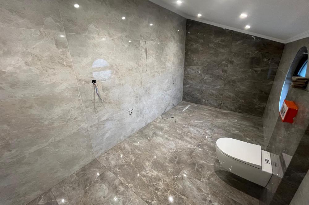 Zekeriyaköy Çarşıda Müstakil Havuzlu, 5+2 Müstakil Villa