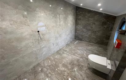 Zekeriyaköy Çarşıda Müstakil Havuzlu, 5+2 Müstakil Villa