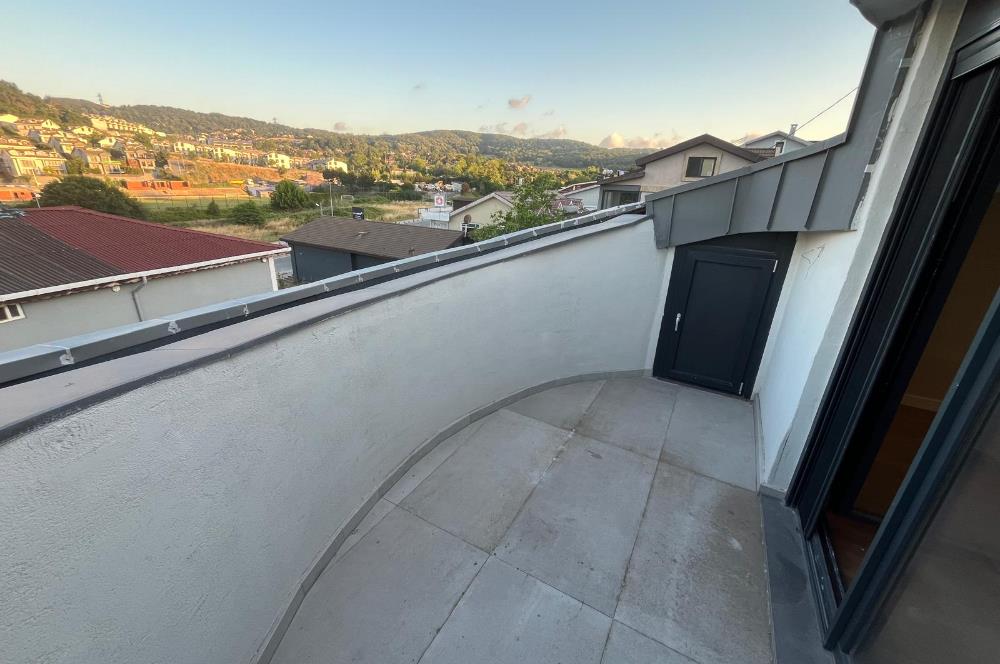 Zekeriyaköy Çarşıda Müstakil Havuzlu, 5+2 Müstakil Villa