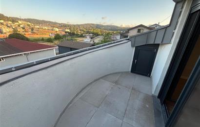 Zekeriyaköy Çarşıda Müstakil Havuzlu, 5+2 Müstakil Villa