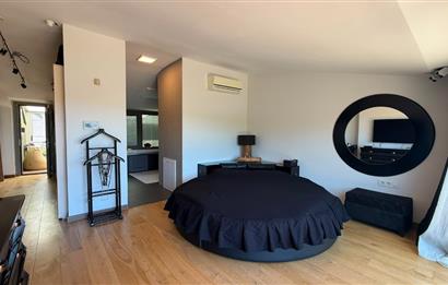 ZEKERİYAKÖY PARKONE SİTESİ'NDE KİRALIK ÖZEL HAVUZLU KÖŞE VİLLA