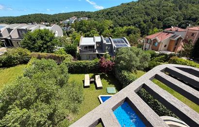 ZEKERİYAKÖY PARKONE SİTESİ'NDE KİRALIK ÖZEL HAVUZLU KÖŞE VİLLA