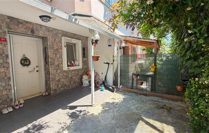 Zekeriyaköy Basın Yayın Sitesi'nde Kiralık Villa 