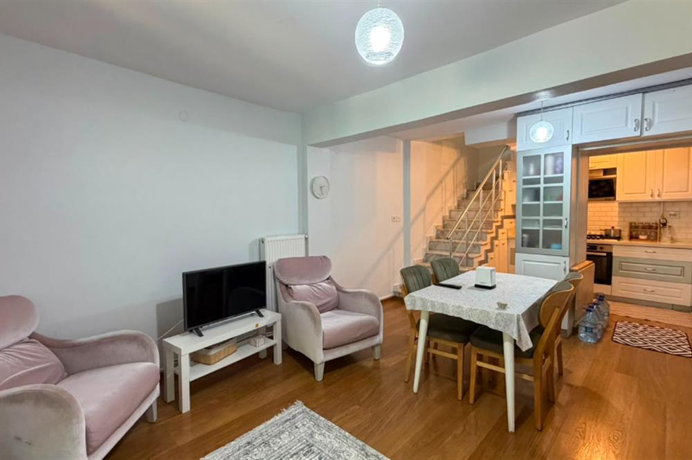 Zekeriyaköy Basın Yayın Sitesi'nde Kiralık Villa 
