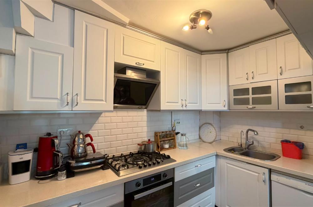Zekeriyaköy Basın Yayın Sitesi'nde Kiralık Villa 