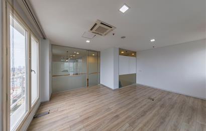 Kartal Yasa Kule'de Kiralık 350 M2 Komple Ofis Katı
