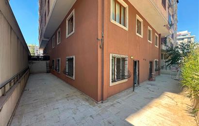 Turkuaz Apartmanı'nda Pazara Yakın, Keyifli Bahçe Katı 1+1 Daire 