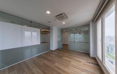 Kartal Yasa Kule'de Kiralık 350 M2 Komple Ofis Katı