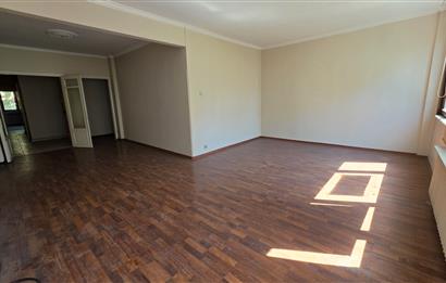 ŞİŞLİ KAZIM ORBAY CADDESİNDE KATTA TEK 3+1 150 m2