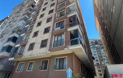 Turkuaz Apartmanı'nda Pazara Yakın, Keyifli Bahçe Katı 1+1 Daire 