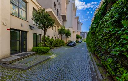 GÖKTÜRK İSTANBUL BIS SİTESİ’NDE KOMPLE EŞYALI 2+1 KİRALIK LÜKS DAİRE