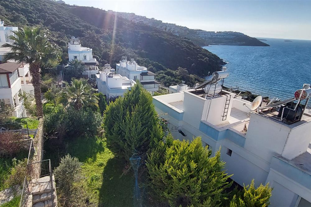 Bodrum-Adabükü'nde özel plajlı yaz dönemi kiralık dubleks daire
