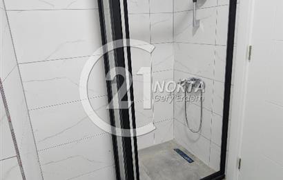 ŞENESENEVLERDE GÜVENLİKLİ 2 YILLIK SİTEDE 2+1 NET 47 M2