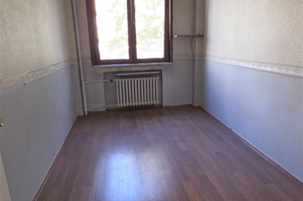 ŞİŞLİ KAZIM ORBAY CADDESİNDE KATTA TEK 3+1 150 m2