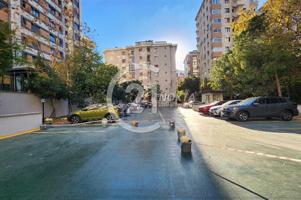 ŞENESENEVLERDE GÜVENLİKLİ 2 YILLIK SİTEDE 2+1 NET 47 M2