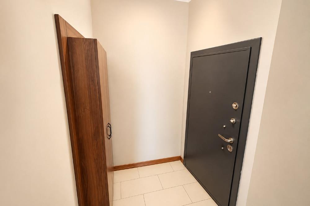 Turkuaz Apartmanı'nda Pazara Yakın, Keyifli Bahçe Katı 1+1 Daire 