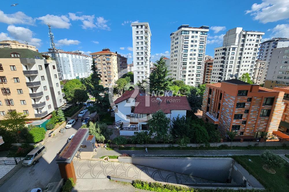 ŞENESENEVLERDE GÜVENLİKLİ 2 YILLIK SİTEDE 2+1 NET 47 M2
