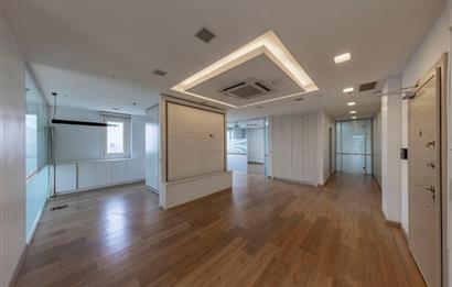 Kartal Yasa Kule'de Kiralık 350 M2 Komple Ofis Katı
