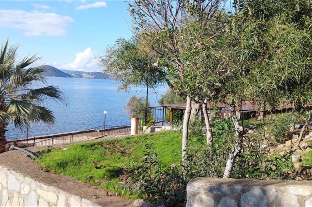 Bodrum-Adabükü'nde özel plajlı yaz dönemi kiralık dubleks daire