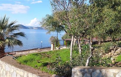 Bodrum-Adabükü'nde özel plajlı yaz dönemi kiralık dubleks daire
