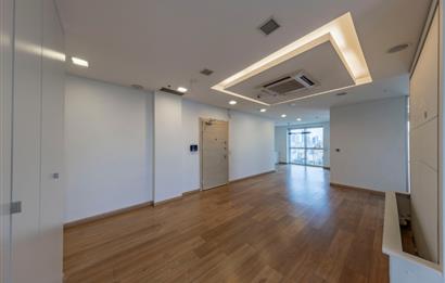 Kartal Yasa Kule'de Kiralık 350 M2 Komple Ofis Katı