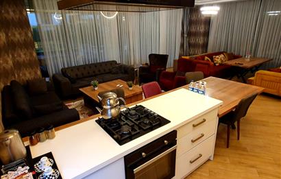 Hayalinizdeki Müstakil ve Güvenli Yaşam: Çatı Teraslı, Havuzlu Luxury Villa!