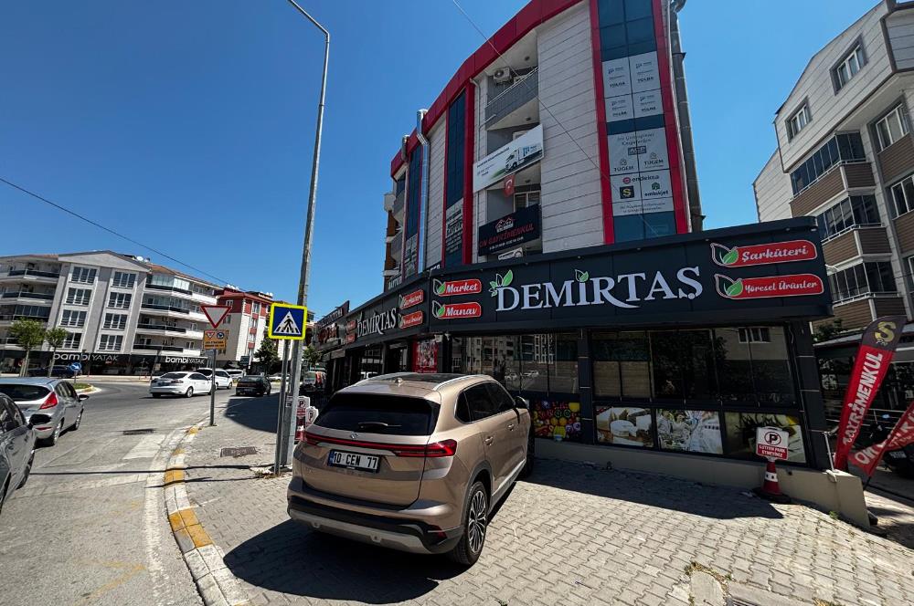 C21 BAL'dan BAHÇELİEVLER DEMİRTAŞ KAVŞAĞINDA KİRALIK DÜKKAN