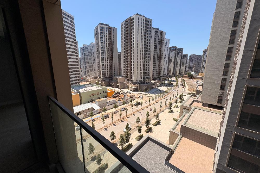 C21 ROOF'DAN YENİ FİKİRTEPE KONUTLARI 6.ETAPTA 3+1 KİRALIK DAİRE