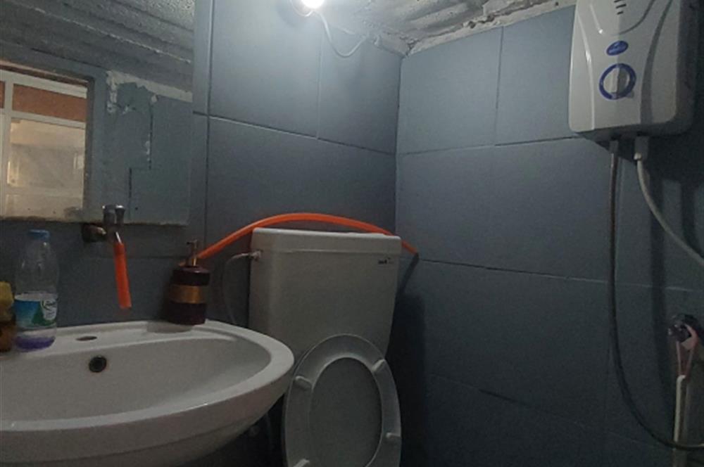 İzmir 1. Sanayi Sitesi'nde Kiralık Dükkan