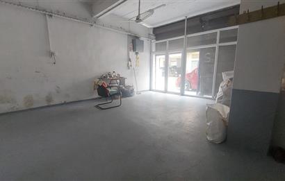 İzmir 1. Sanayi Sitesi'nde Kiralık Dükkan