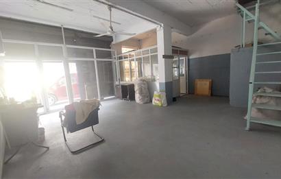 İzmir 1. Sanayi Sitesi'nde Kiralık Dükkan