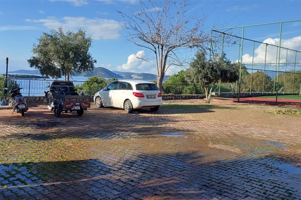 Bodrum-Adabükü'nde özel plajlı yaz dönemi kiralık dubleks daire